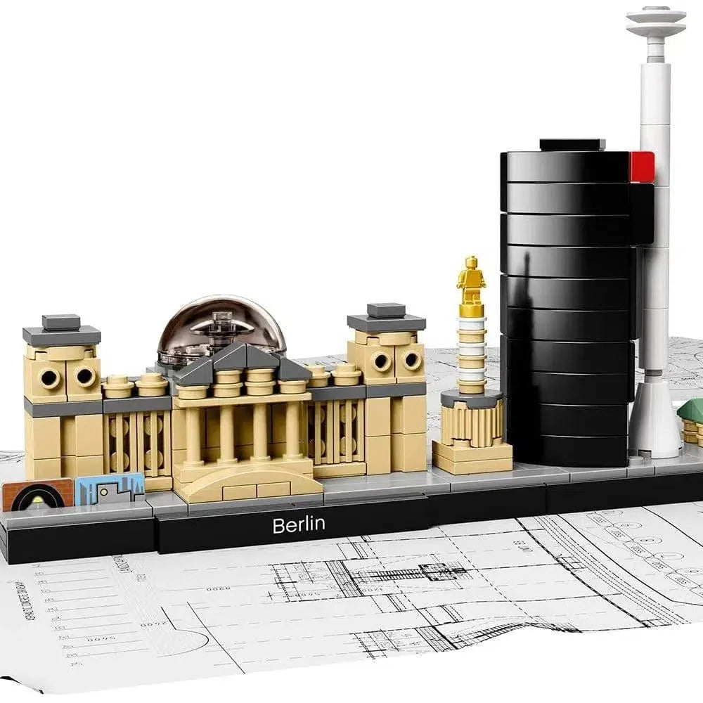 LEGO [Architecture] - Berlin Building Set - Skylines Series (21027)