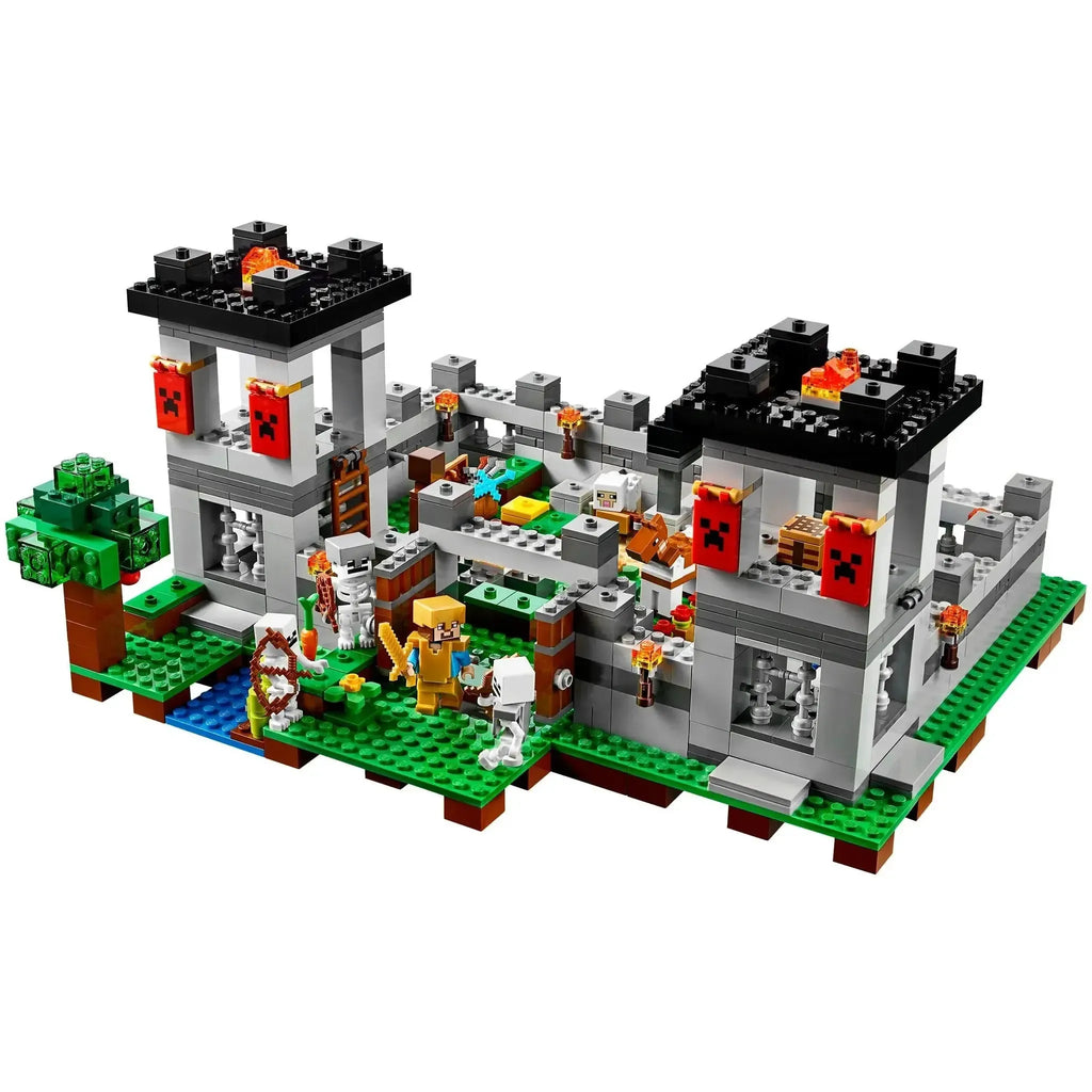 LEGO [Minecraft] - The Fortress Building Set - Minifig-scale Series (21127)